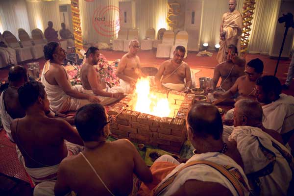 brahmin ceremony yagam pleasing the fire god agni 